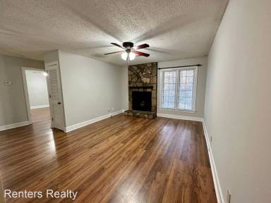 Main picture of Epworth Dr NE