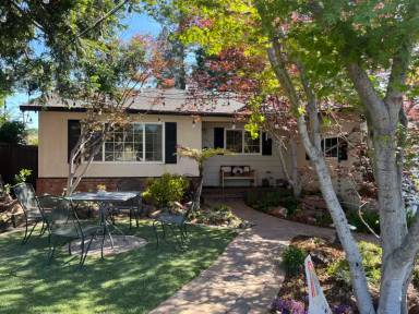 Main picture of 4120 Pomona Way