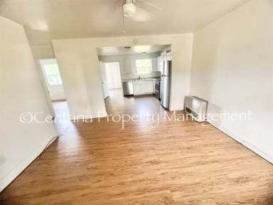 Main picture of 2205 Locust St