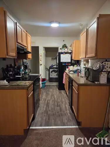 Main picture of 103 S Ridge St