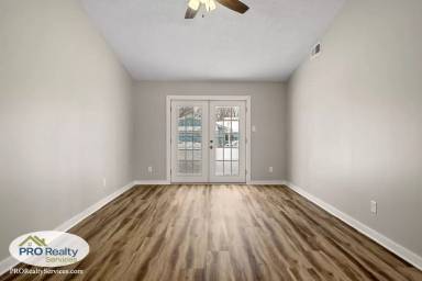 Main picture of 10807 Foley Blvd NW