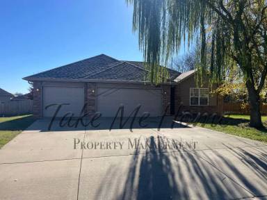 Main picture of 5642 W Sugar Pine Dr