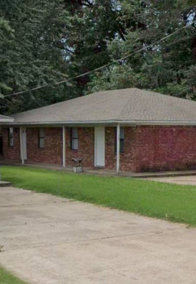 Main picture of 707 Meadowbrook St