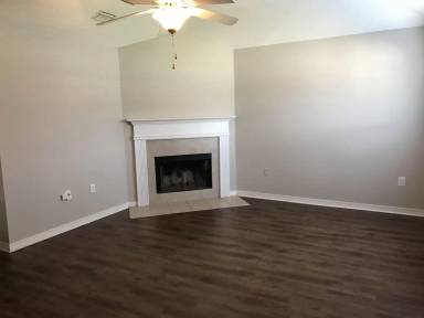 Main picture of 25813 Argonne Dr