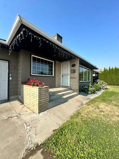 Main picture of 709 Schons Pl