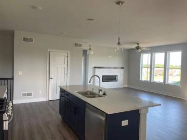 Main picture of 4006 45th Ave