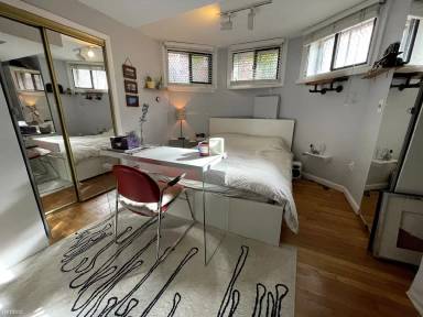 Main picture of 429 Marlborough St