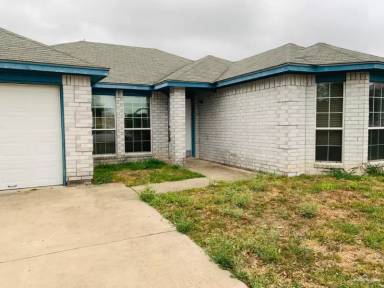 Main picture of 4208 Flamingo Ave