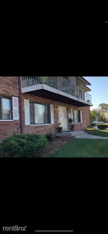 Main picture of 2471 Terrace Ave