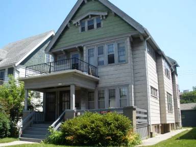 Main picture of 3372 N Oakland Ave