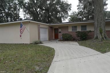 Main picture of Brierwood