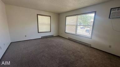 Main picture of 1005 S Aldrich St