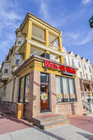 Main picture of 4447 Chestnut Street