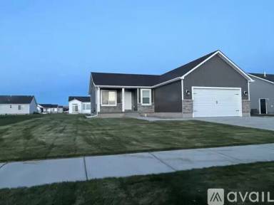 Main picture of 3716 Ventura Ave