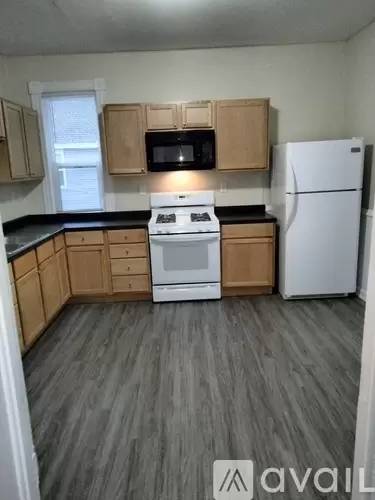 Main picture of 3455 Chicago Ave