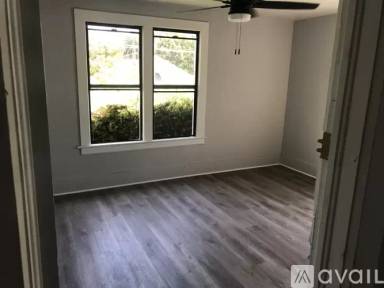 Main picture of 1018 Islay St