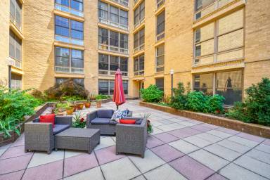 Main picture of Newport Condominium