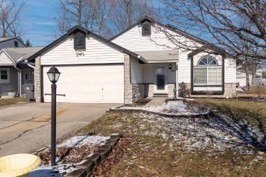 Main picture of 5928 Timber Lake Blvd
