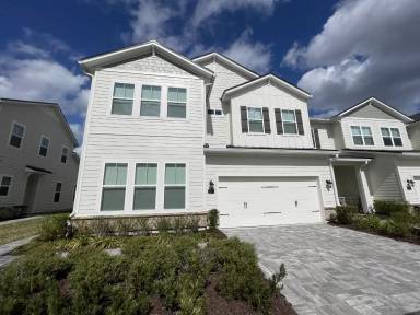 Main picture of 75 Carousel Dr