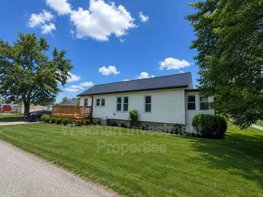 Main picture of 313 E Highland Ave