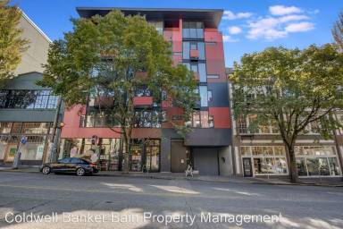 Main picture of 1111 E Pike St