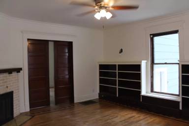 Main picture of 122 N Lawe St