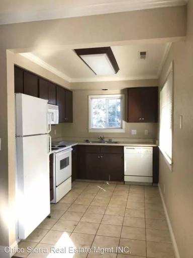 Main picture of 418 Hickory St