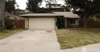 Main picture of 324 Cadillac Cir