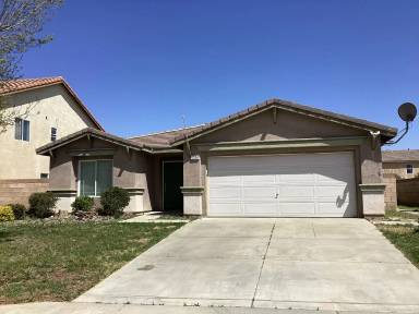 Main picture of 42134 Ash Ct