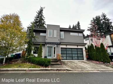 Main picture of 13751 Wayne Pl N