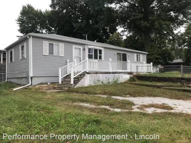 Main picture of 3200 N 9th St