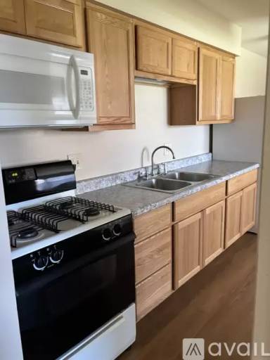 Main picture of 1199 W Grand Ave