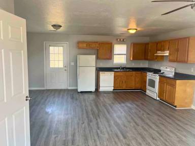 Main picture of 205 Jennie Ln