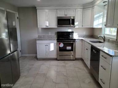 Main picture of 41 Patty Ln