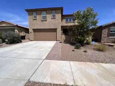 Main picture of 928 W Calle Tipoy