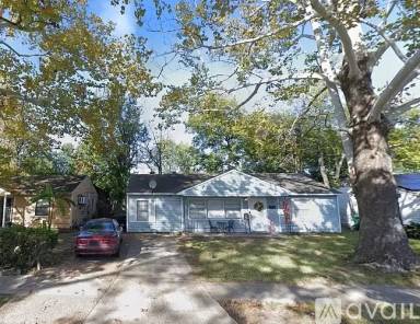 Main picture of 3010 Mc Crarey Dr