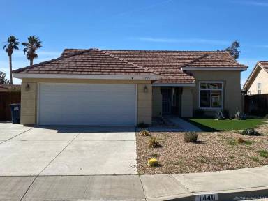 Main picture of 1440 Ridgecrest Ct
