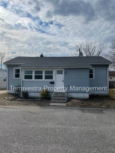 Main picture of 127 Magnolia St