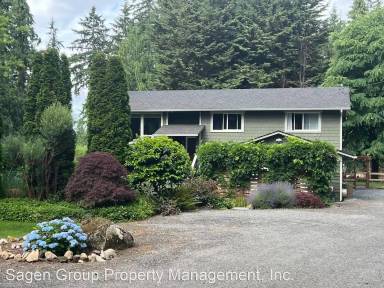 Main picture of 15303 216th Ave NE