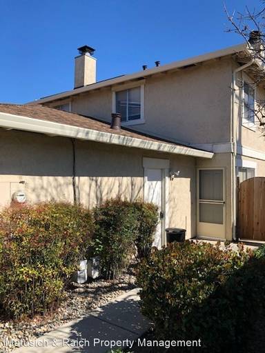 Main picture of 5192 Oxbow Ct
