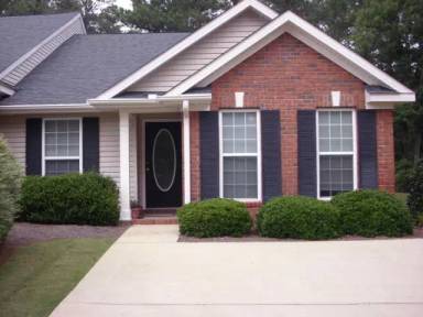 Main picture of 244 Vanderbilt Dr