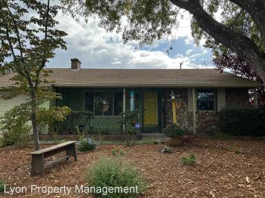 Main picture of 2406 33rd Ave