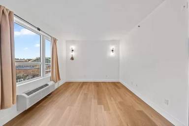 Main picture of 1042 President St