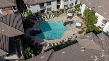 Main picture of Larronata Condominiums