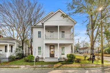 Main picture of 1716 Reynolds St