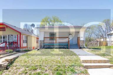 Main picture of 4426 Wayne Ave