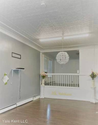 Main picture of 932 Bergen St