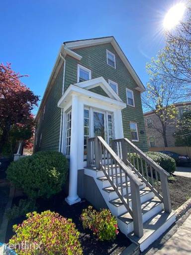 Main picture of 735 Somerville Ave