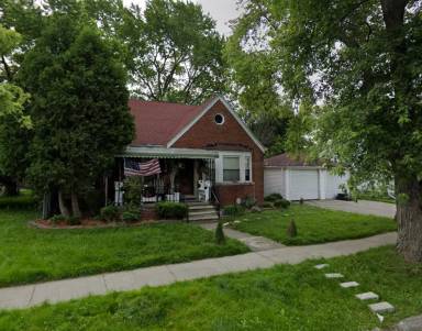 Main picture of 9030 Plainview Ave