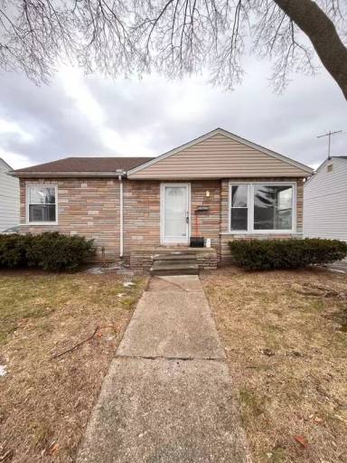 Main picture of 26088 Brush St
